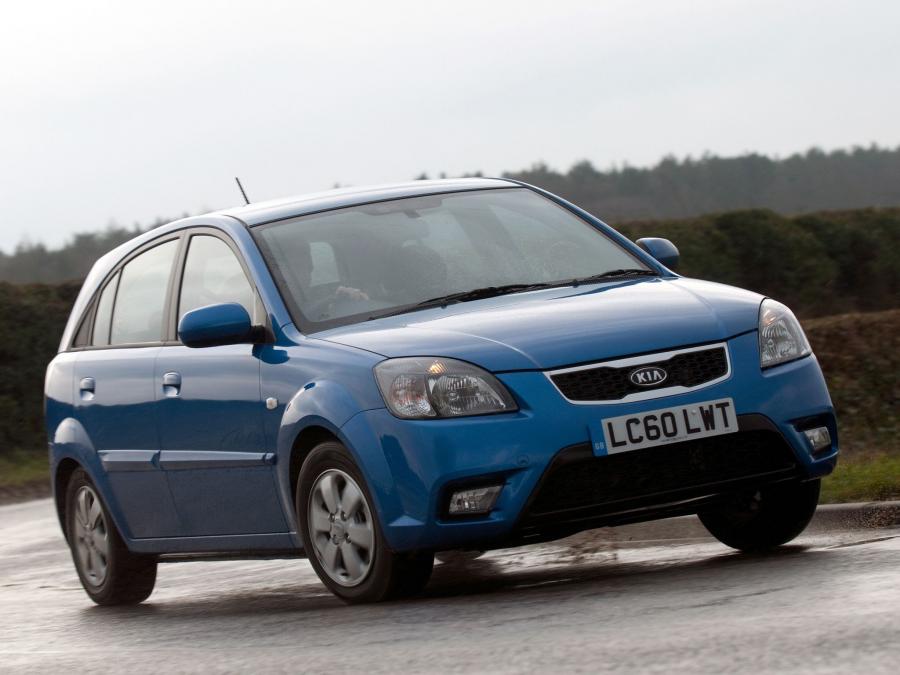  Kia Rio Hatchback 2009 года  (UK) (фото 18 из 19)